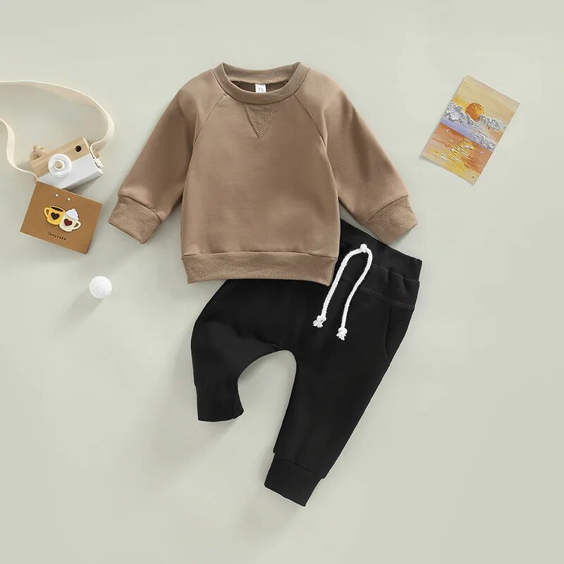 Cozy Neutrals Sweatsuit - The Ollie Bee