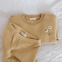Daisy Embroidered Jogger Set - The Ollie Bee