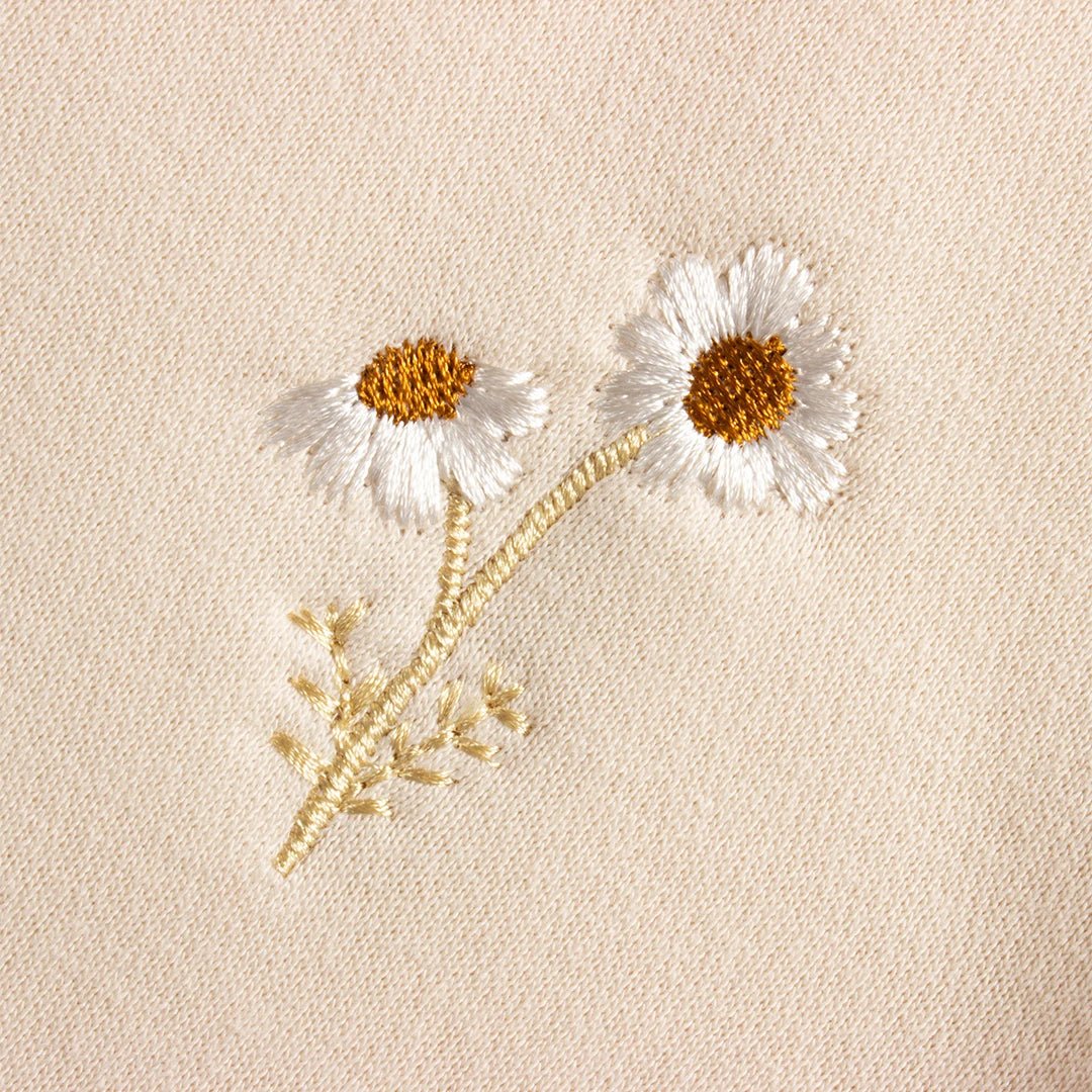 Daisy Embroidered Jogger Set - The Ollie Bee