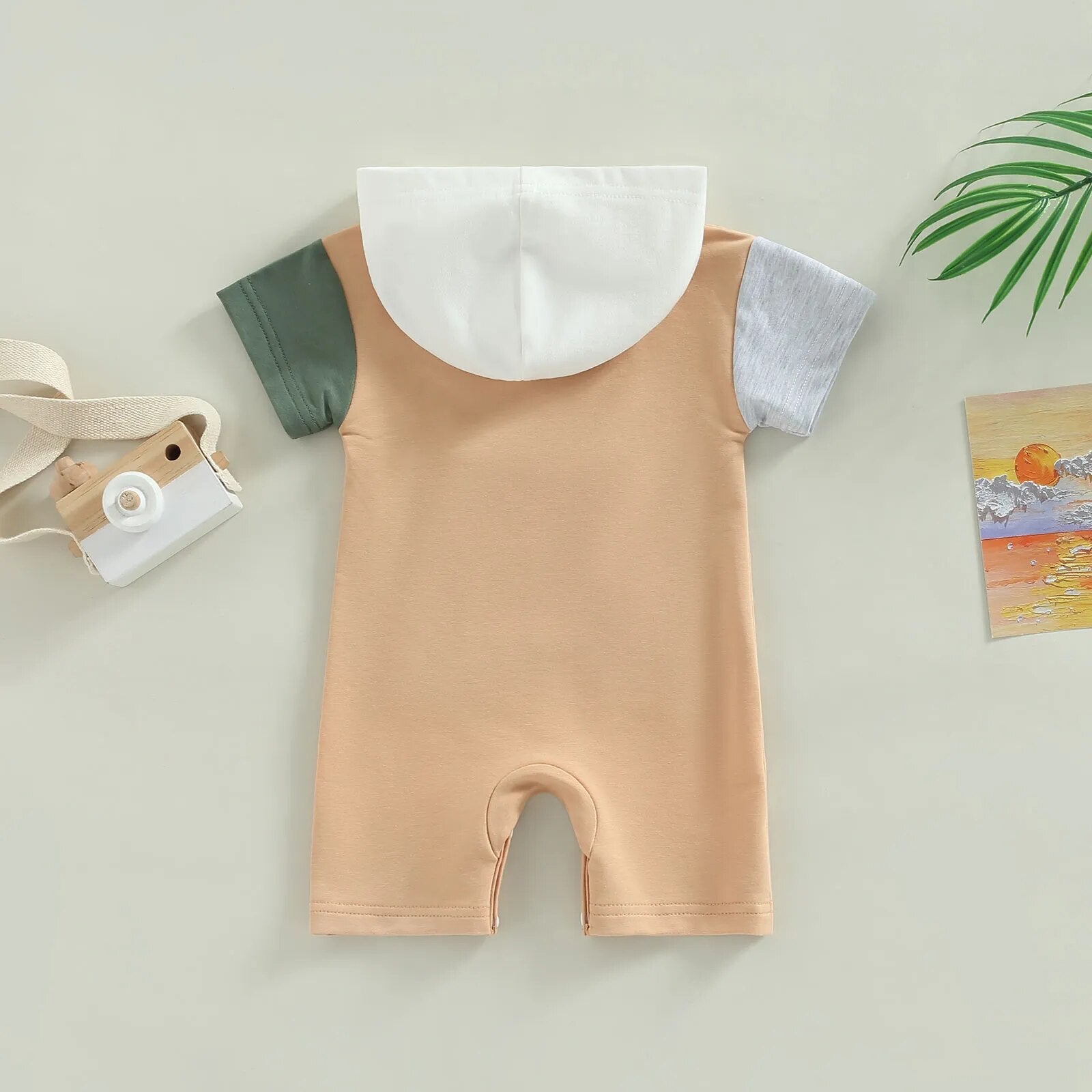 Contrast Hooded Onesie - The Ollie Bee