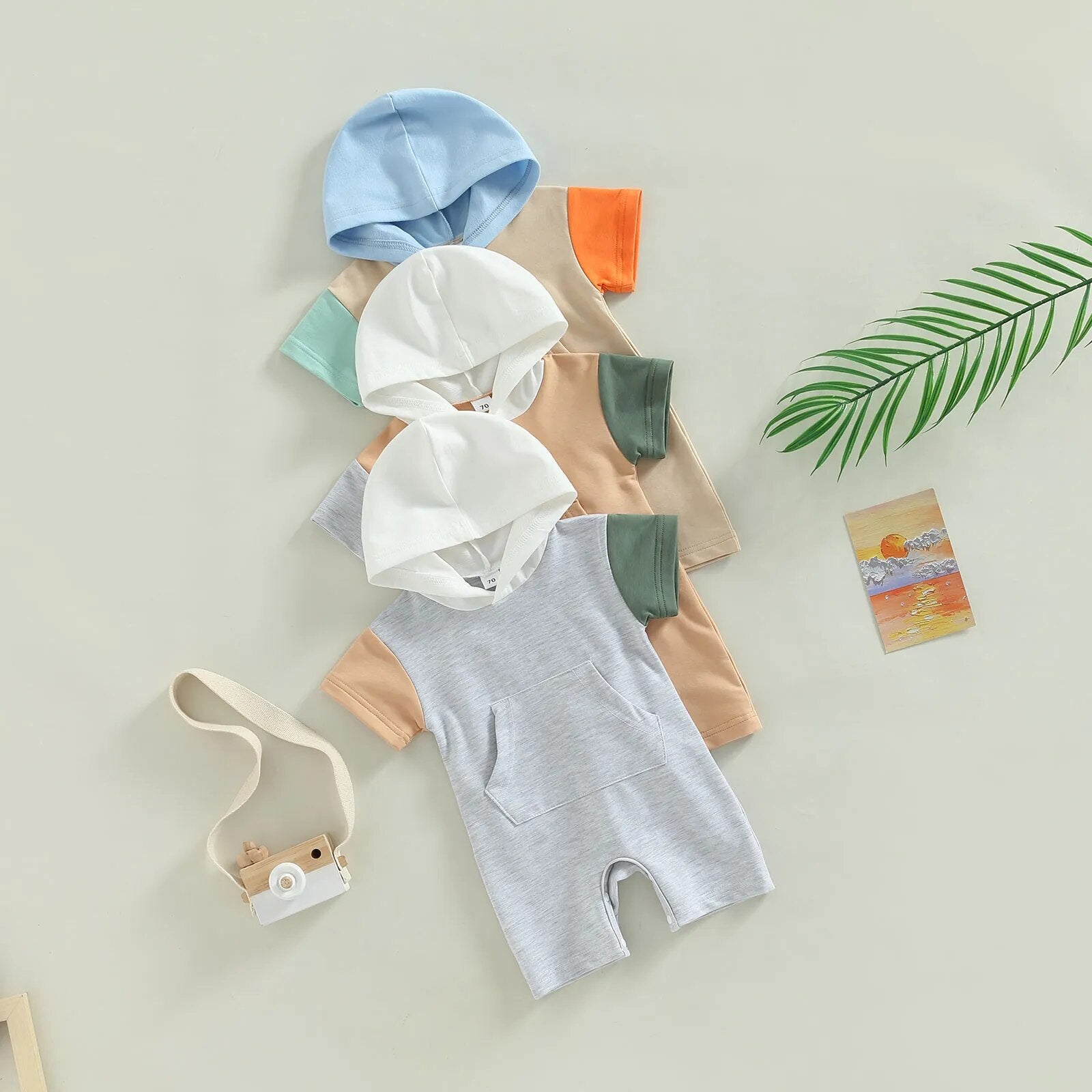 Contrast Hooded Onesie - The Ollie Bee