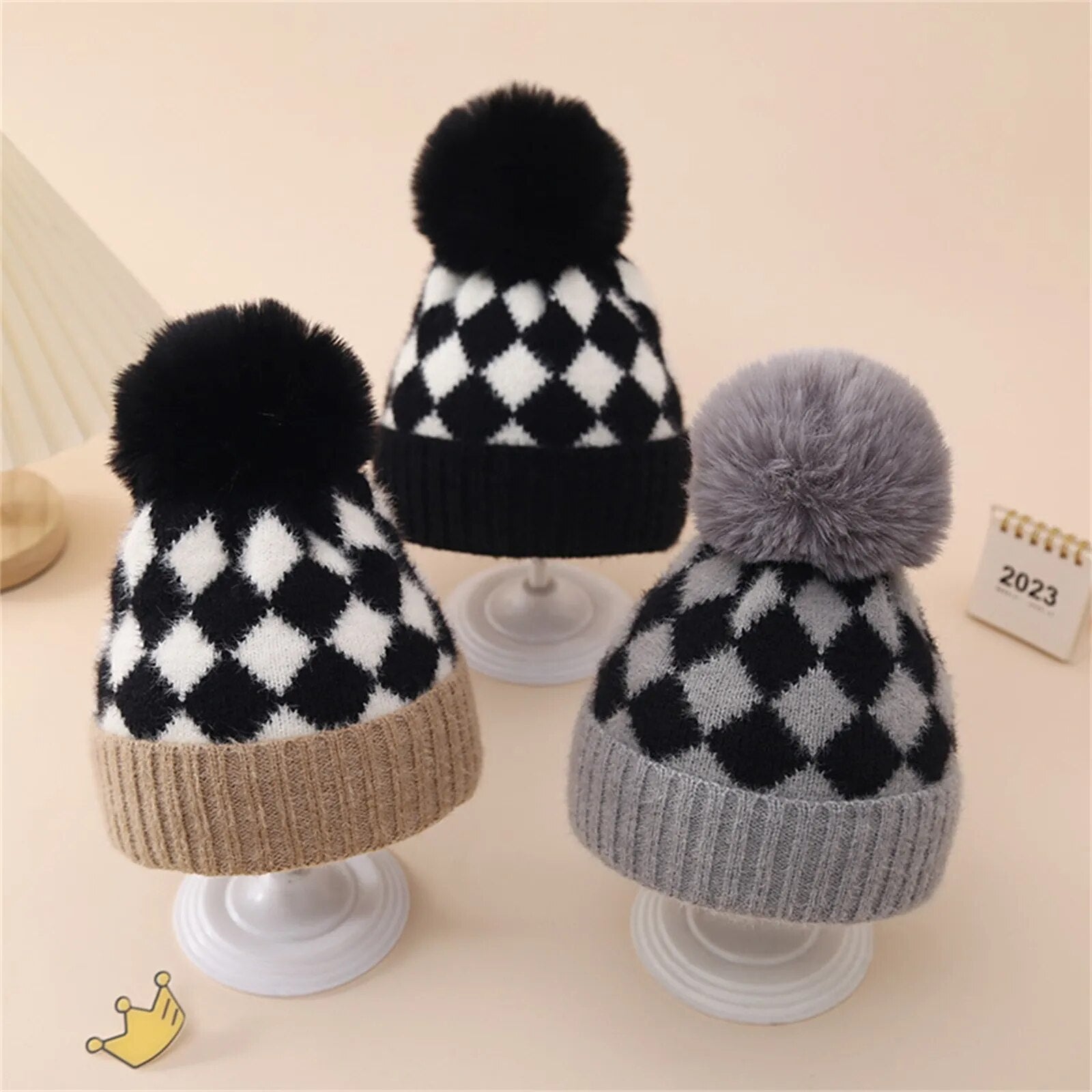 Plaid Knit Beanie - The Ollie Bee