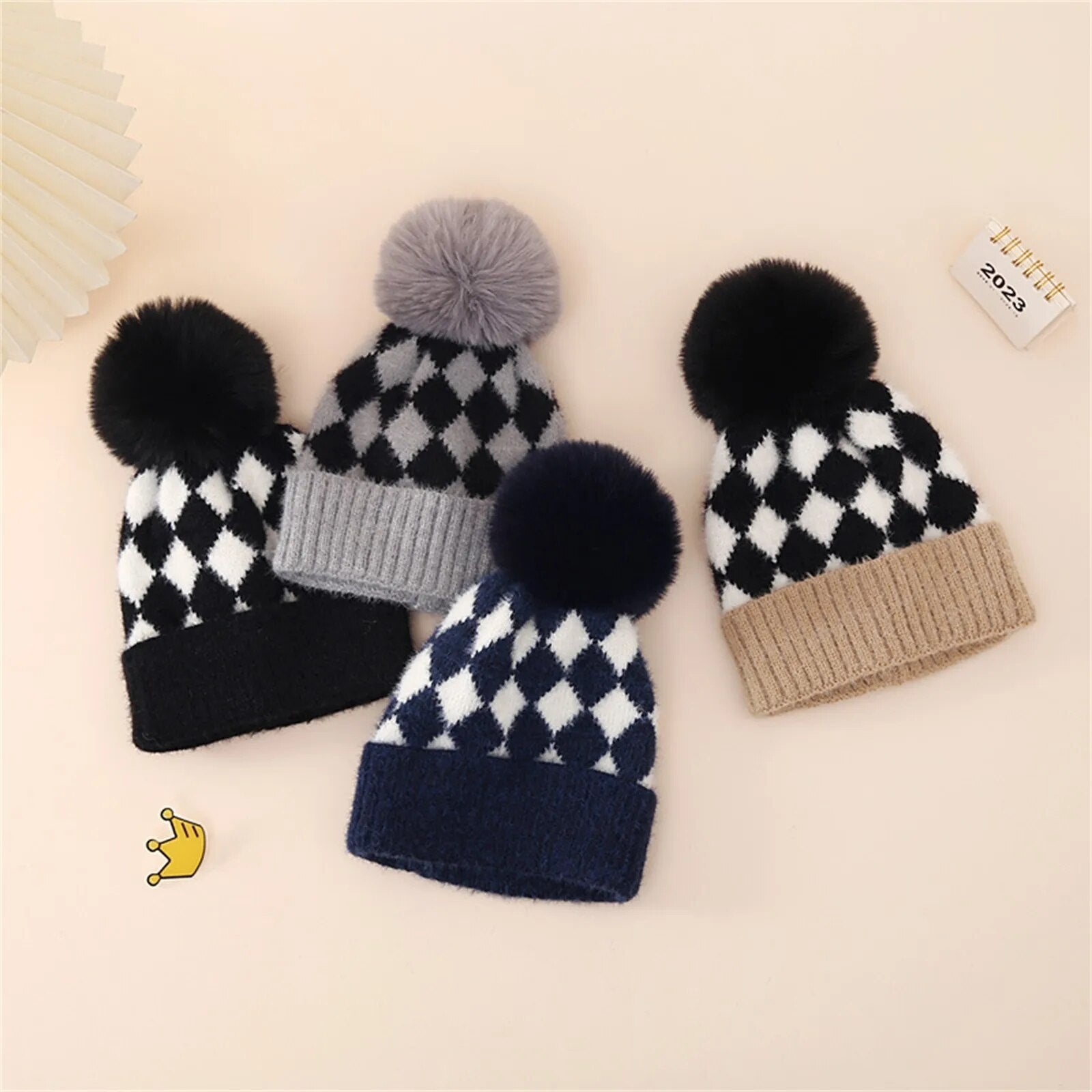Plaid Knit Beanie - The Ollie Bee